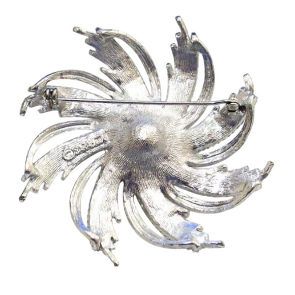 Sarah Coventry Spiral Pearl Pinwheel Pin Brooch Silver Tone - Picture 2 of 5